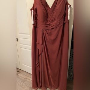 Azazie Julianna in Desert Rose